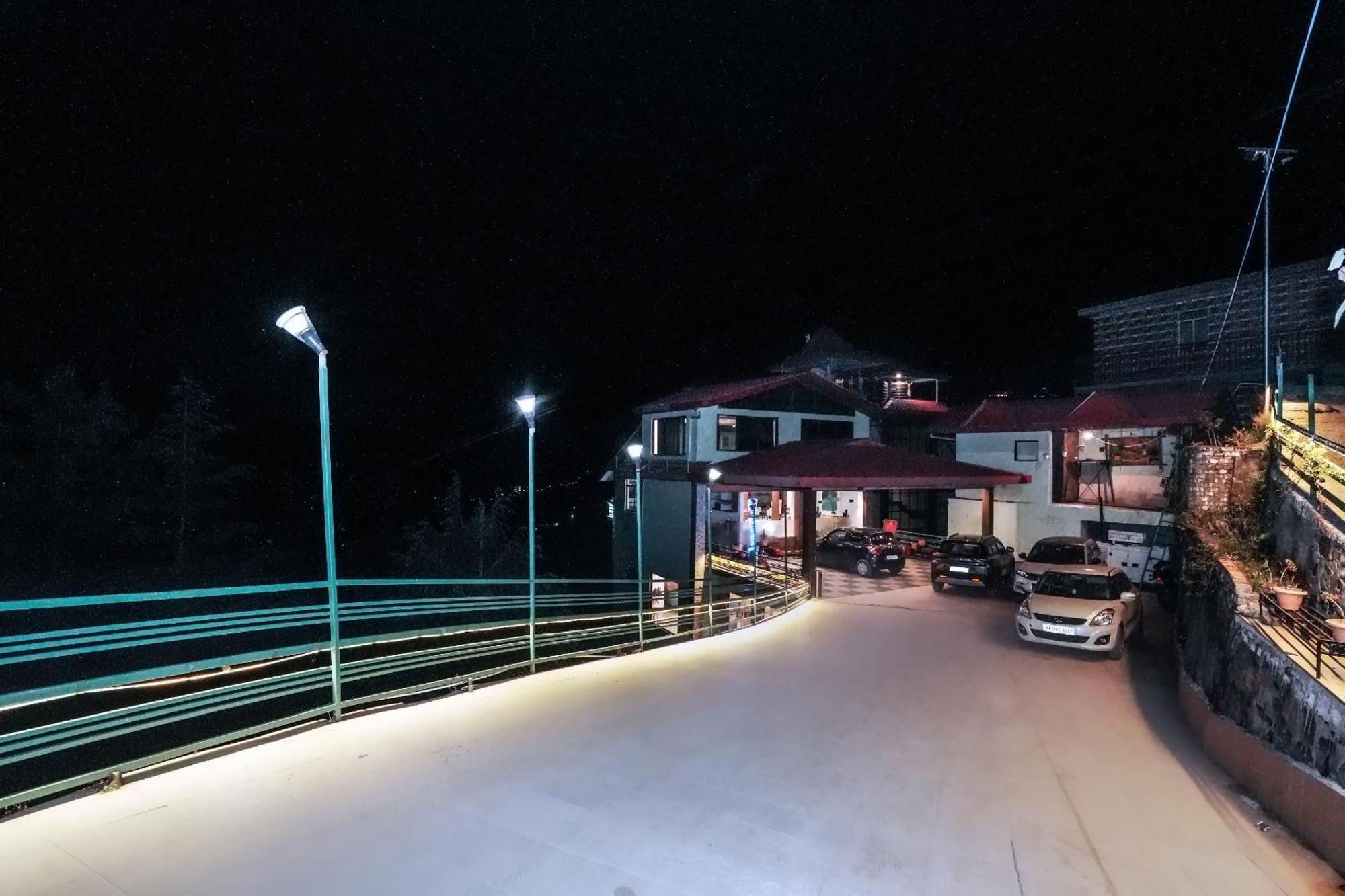 Nature Valley View Resort Mashobra !! Luxury Choice !! Gaming Zone !! Open Terrace !! Big Parking 심라 외부 사진