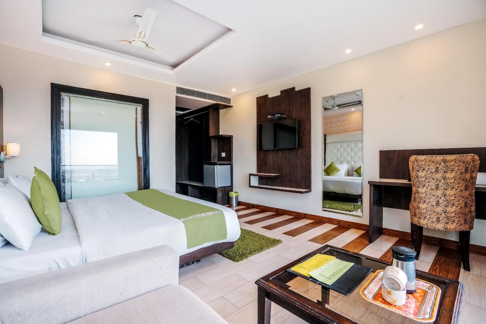 Nature Valley View Resort Mashobra !! Luxury Choice !! Gaming Zone !! Open Terrace !! Big Parking 심라 외부 사진